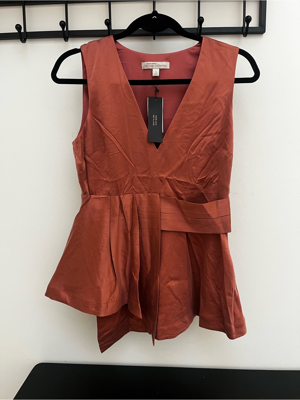NWT Banana Republic Rust V-Neck Peplum Camisole 100% Silk